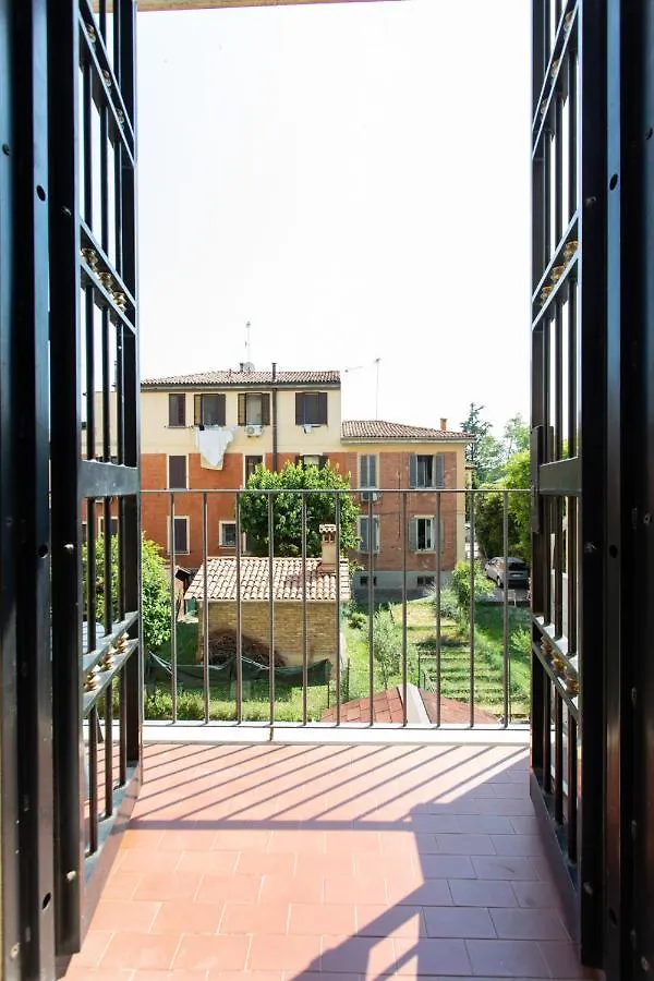 15 - Tourist House Bologna Primaticcio - Self Check-In Apartment 0*,  Italy
